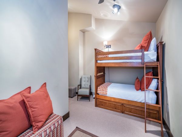 Aspen Condo 966849