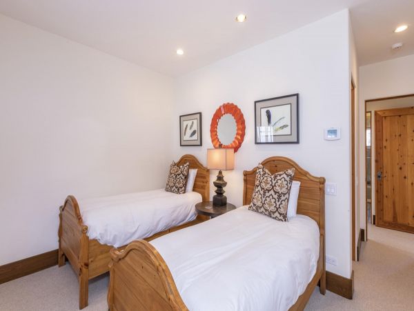 Aspen Home 966856