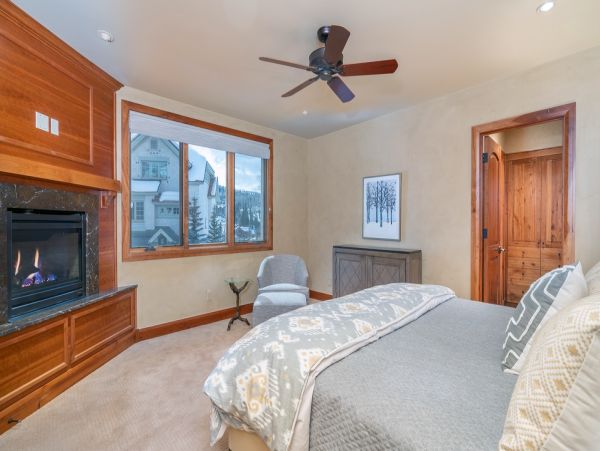 Aspen Home 966857