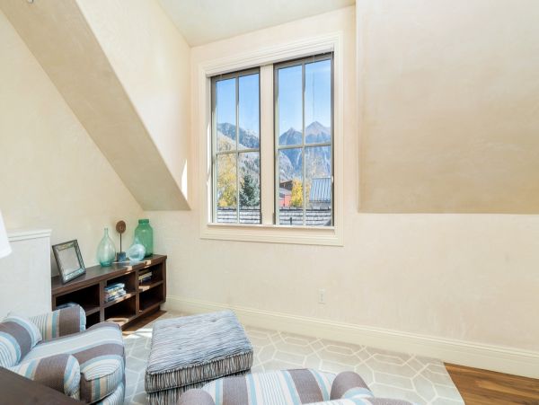 Aspen Home 966870