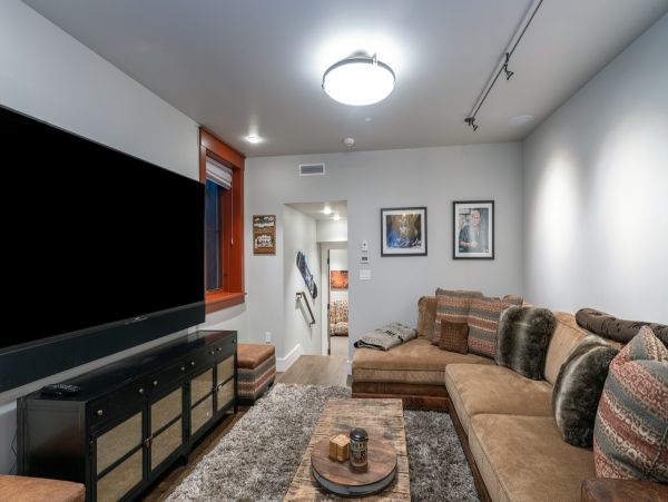 Aspen Home 966873