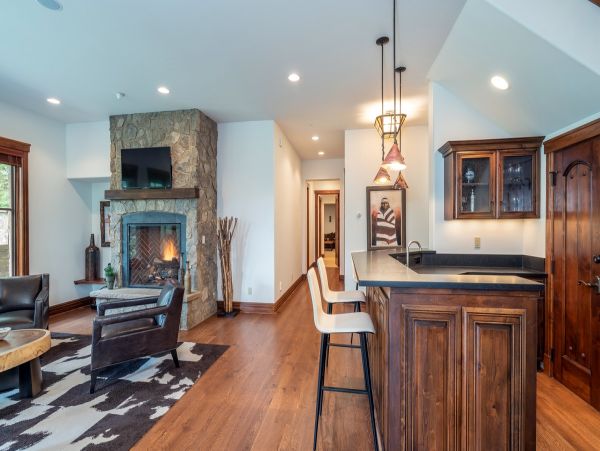 Aspen Home 966875