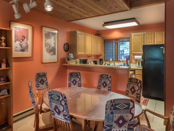 Aspen Condo 966884