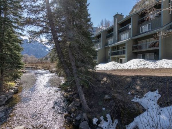 Aspen Condo 966885