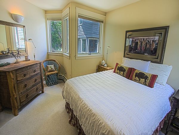 Aspen Condo 966886