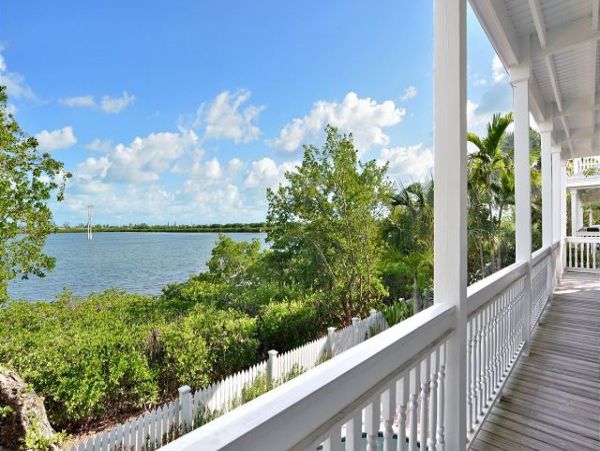 Key West Lovely Pool Vacation Home