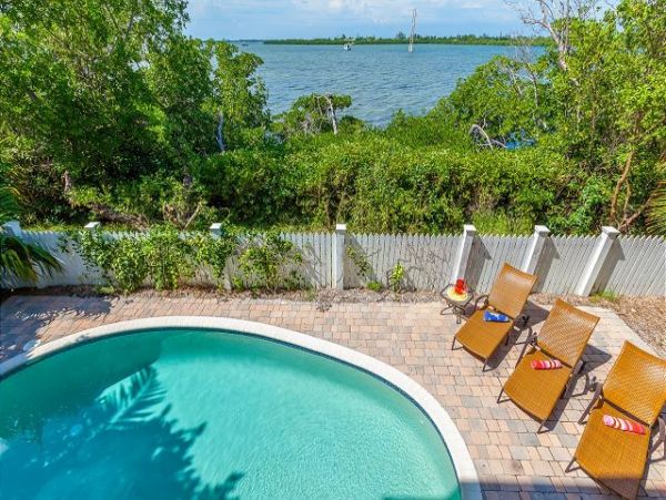 Key West Lovely Pool Vacation Home