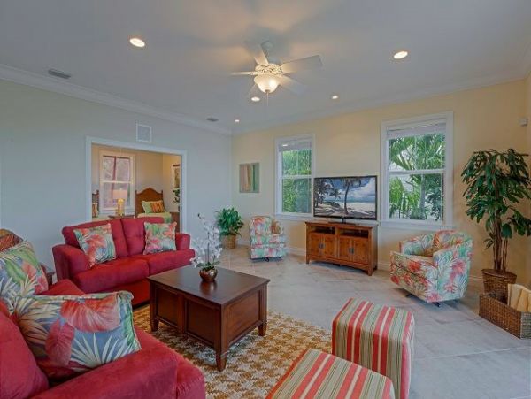 Key West Lovely Pool Vacation Home