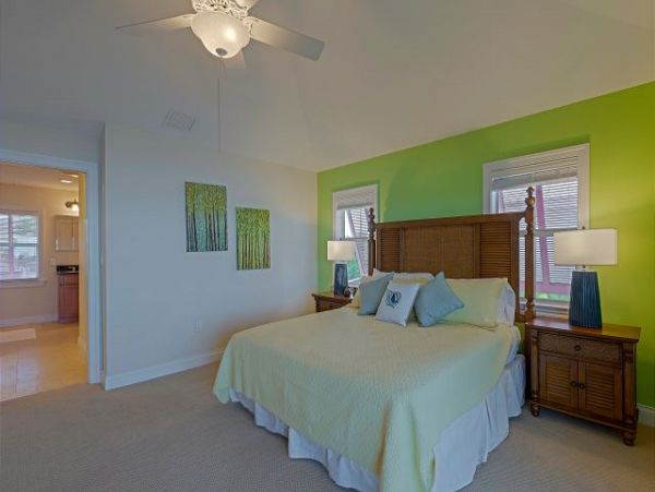 Key West Lovely Pool Vacation Home