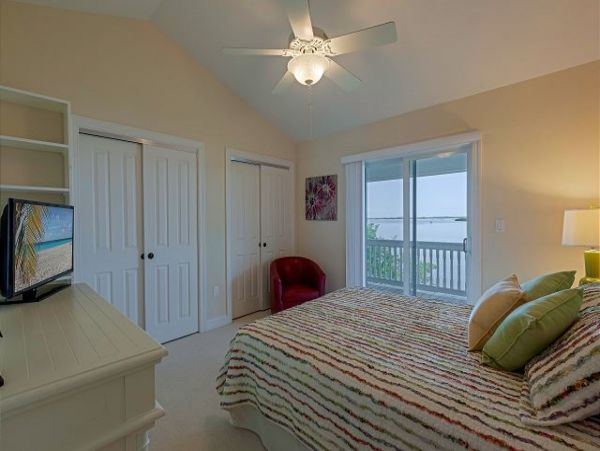 Key West Lovely Pool Vacation Home