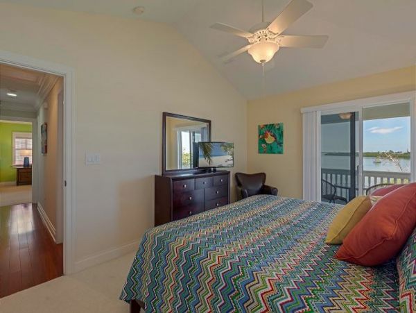 Key West Lovely Pool Vacation Home