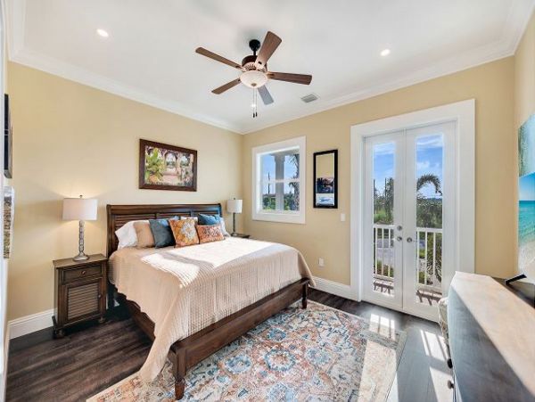 Gorgeous Modern Rental on Key Heaven!