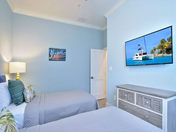 KEY WEST RESORT LUXURY 4 BEDROOM 3 BATH CONDO