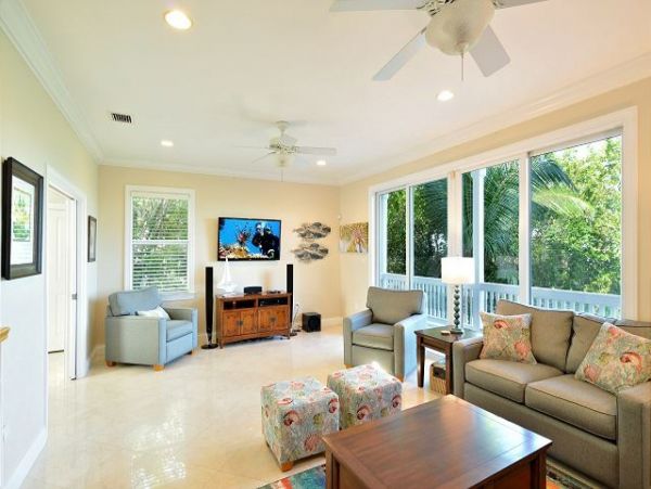 Key West Vacation Home With Private Pool Sleeps 10 Guests