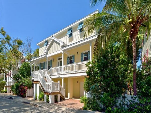 Florida Keys Waterfront Pool Home With 4 Bedrooms