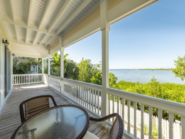 Florida Keys Waterfront Pool Home With 4 Bedrooms