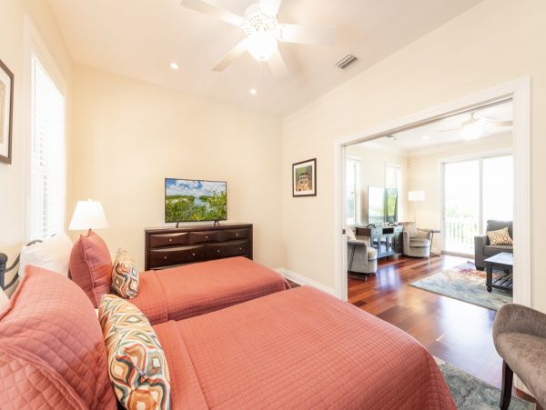 Florida Keys Waterfront Pool Home With 4 Bedrooms
