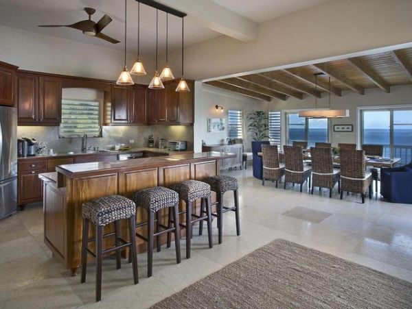 St. Thomas Home 966922