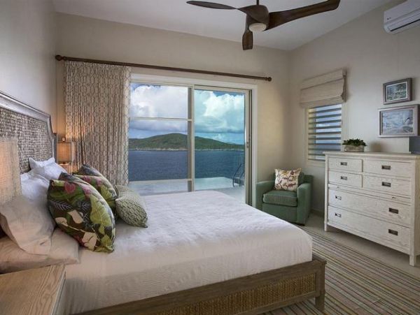 St. Thomas Home 966922
