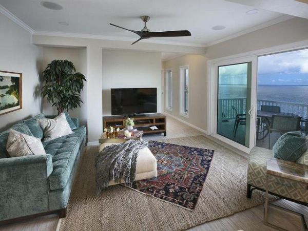 St. Thomas Home 966922