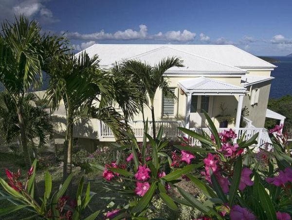 St. Thomas Home 966922