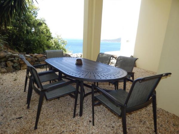 St. Thomas Home 966922