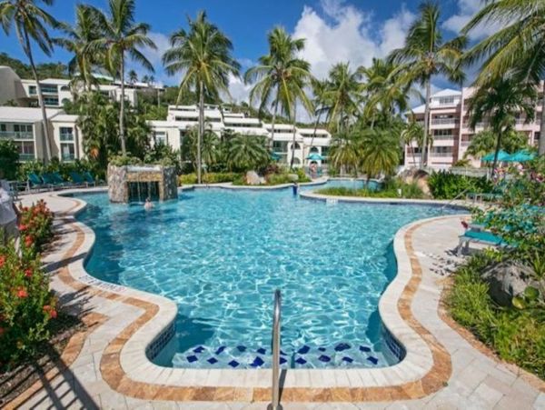 St. Thomas Vacation Condo Located On Beach 8 Guests