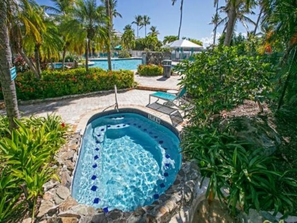 St. Thomas Condo 966925