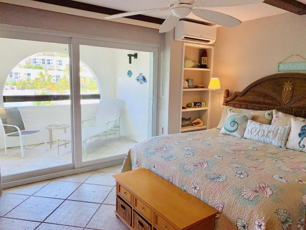 St. Thomas Condo 966926