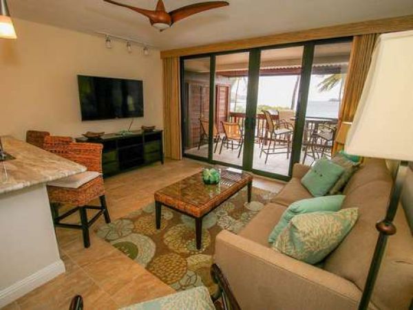 Oceanfront St. Thomas Vacation Condo One Bedroom