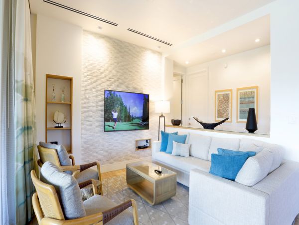 Beautiful Three Bedroom Condo in Kaanapali Sleeps Eight Guests