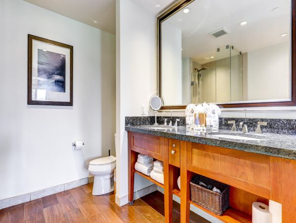 Elegant Retrat with Mountain Views & Designer Touches in Maui