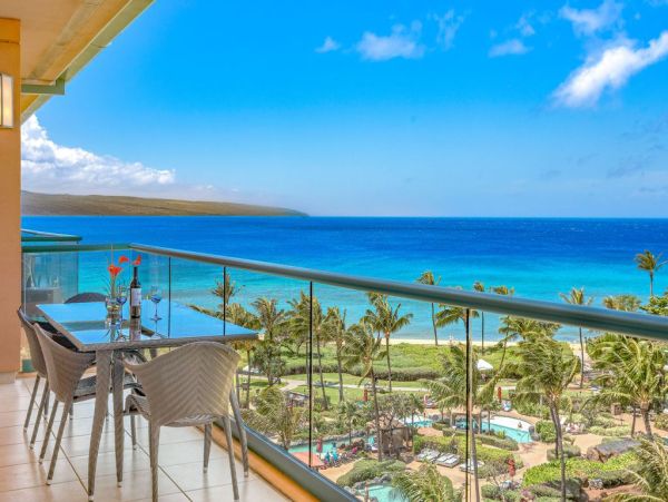 Luxury Oceanview Penthouse in Kaanapali