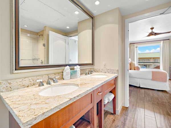 Luxury Oceanview Penthouse in Kaanapali