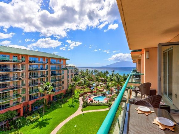 Two Bedroom Luxury Amenities Beach Condo Maui
