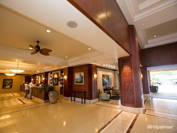 Two Bedroom Luxury Amenities Beach Condo Maui