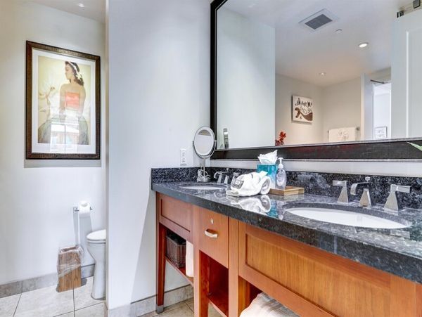 Two Bedroom Luxury Amenities Beach Condo Maui