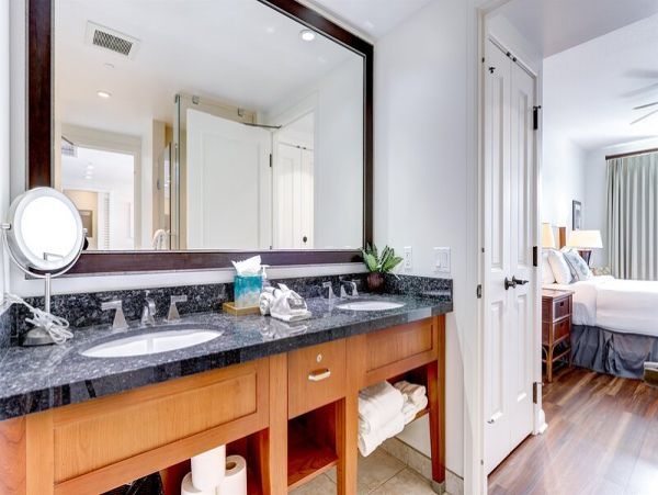 Two Bedroom Luxury Amenities Beach Condo Maui