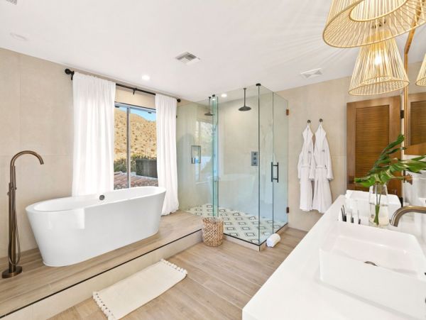 Gorgeous Vacation Rental Home with Private Pool & Hot Tub