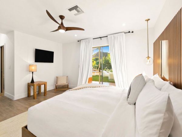 Gorgeous Vacation Rental Home with Private Pool & Hot Tub