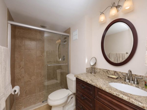 Beautiful Unit in Siesta Key with Water Views