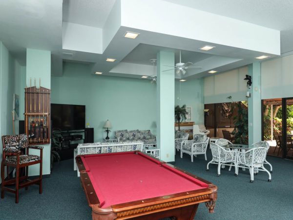 Beautiful Unit in Siesta Key with Water Views