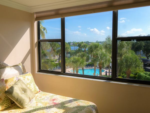 Cozy Vacation Rental with 2 Bedrooms & Great Views