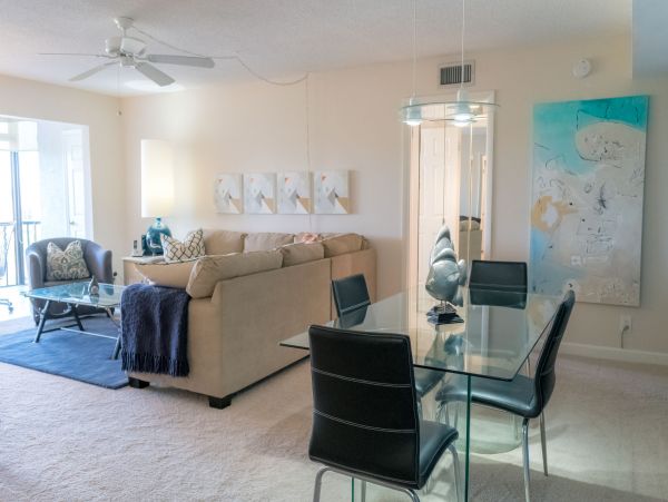 Siesta Key Vacation Condo Two Bedroom Walk to Beach
