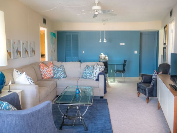 Siesta Key Vacation Condo Two Bedroom Walk to Beach