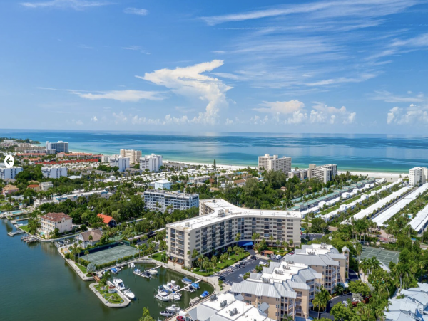 Stunning Siesta Key Vacation Condo