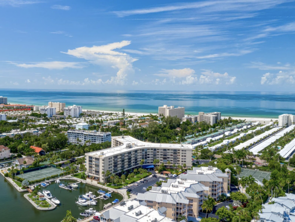 Stunning Siesta Key Vacation Condo