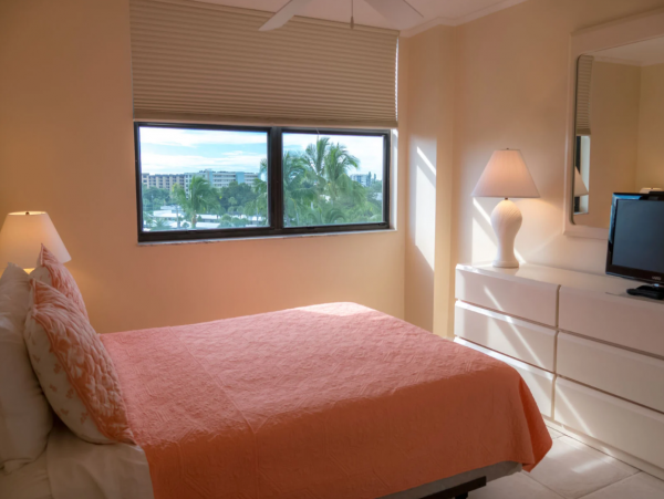 Upgraded Siesta Key Vacation Condo with Gulf Views Sleeps 6