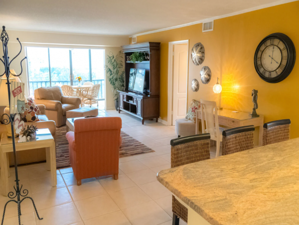 Upgraded Siesta Key Vacation Condo with Gulf Views Sleeps 6
