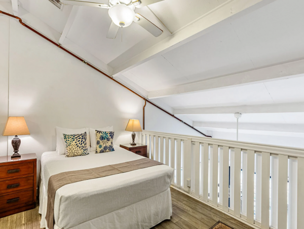 Charming Vacation Rental 1 Bedroom Plus Loft